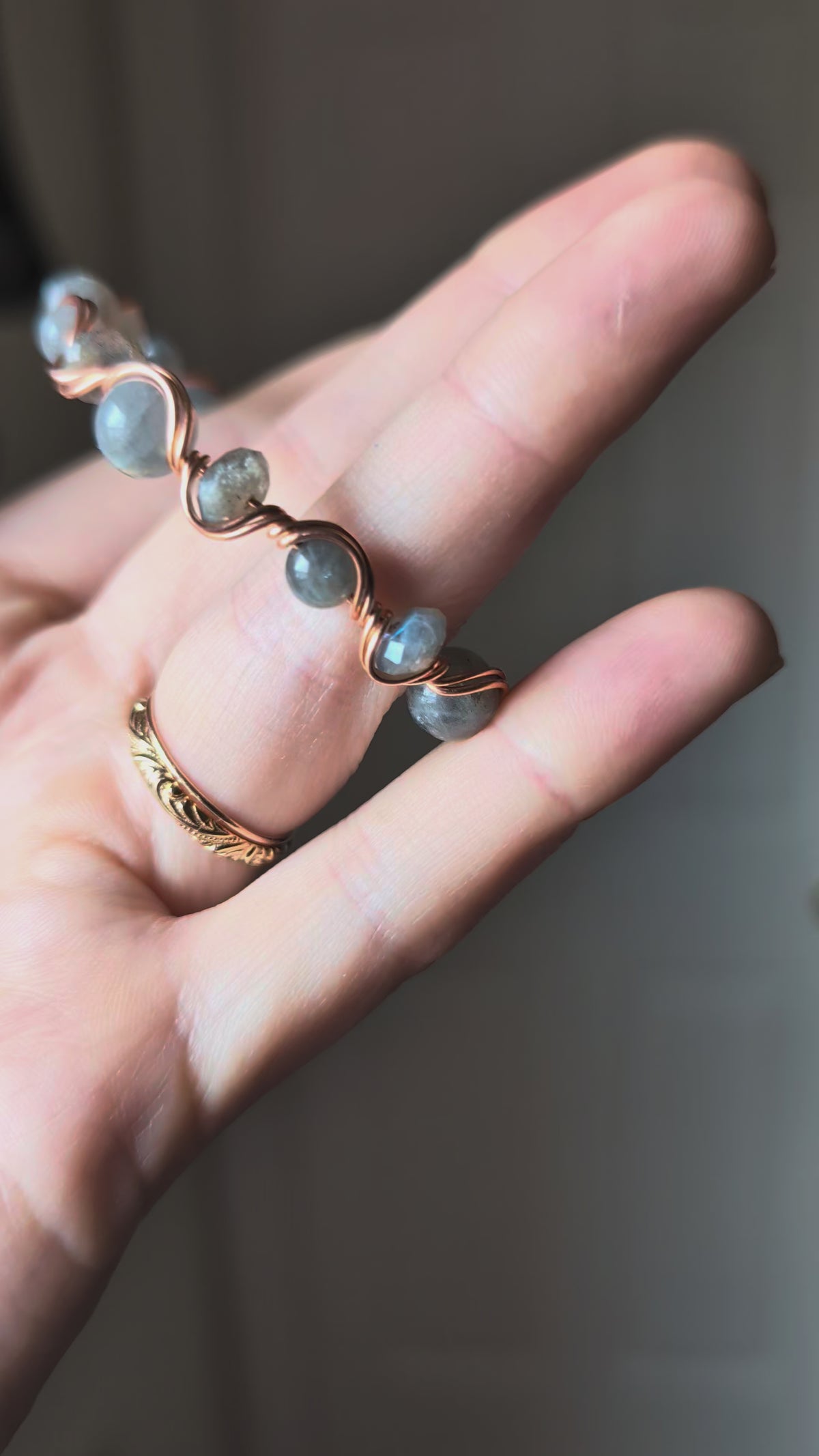 Labradorite arm bracelet
